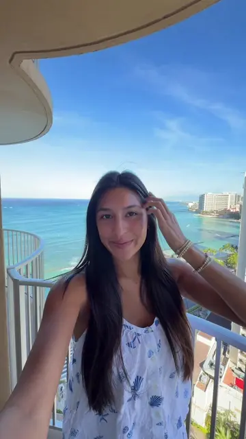 first full day in hawaii🌺🌴🤭 we stayed at The Twin Fin in Waikiki Beach! @The 