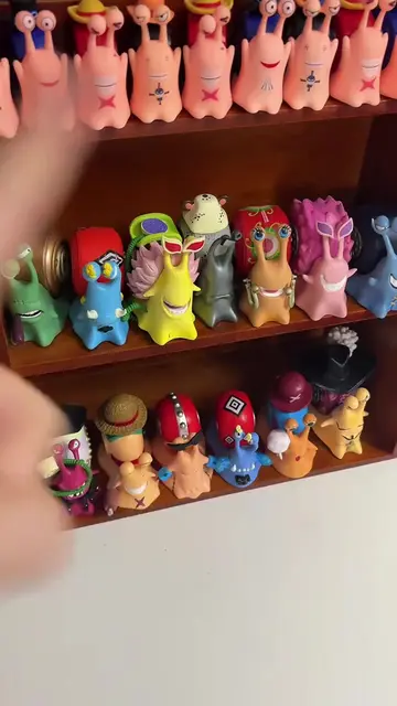 POV: your favorite One Piece character just called... on a Den Den Mushi 🐌🏴‍☠️