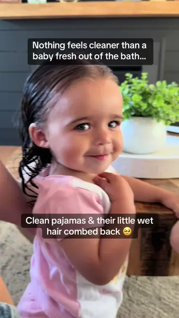 Like come on, name something cuter than this 🥹 #baby #bath 