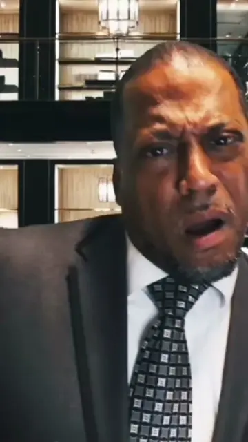 LeBron James in Philadelphia Luxury Store ASMR Roleplay 🔥😎🙏🏾#ASMR #fyp #lebr