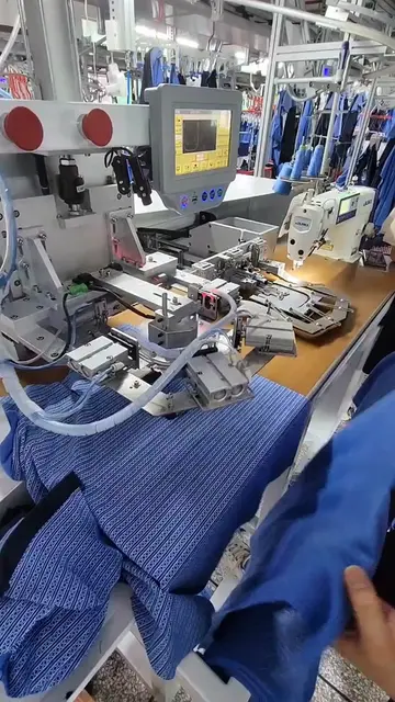 Fully automatic bpocket-sticking machine #Automaticbuttonmachine#одеждаfabрика #