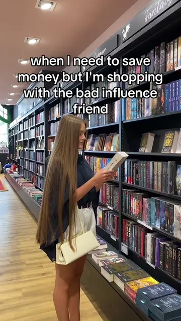 I ended up buying 3 #BookTok #bookstore #bookshopping #booktokfyp