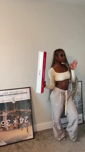 in loveeee🤭😍✨ i’m getting gold poster frames instead lol… i just can’t find an