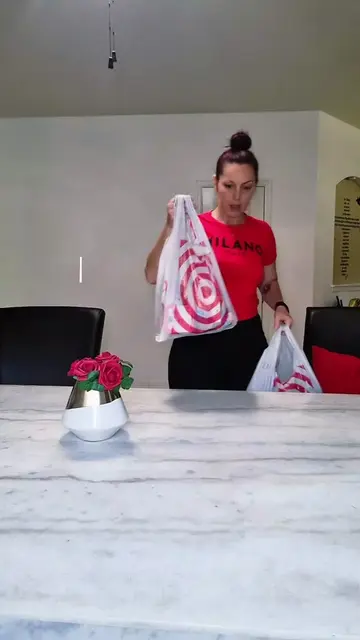Making a back-to-school survival kit for my son’s pre-K teacher 🍎📚✏🚌 @target 