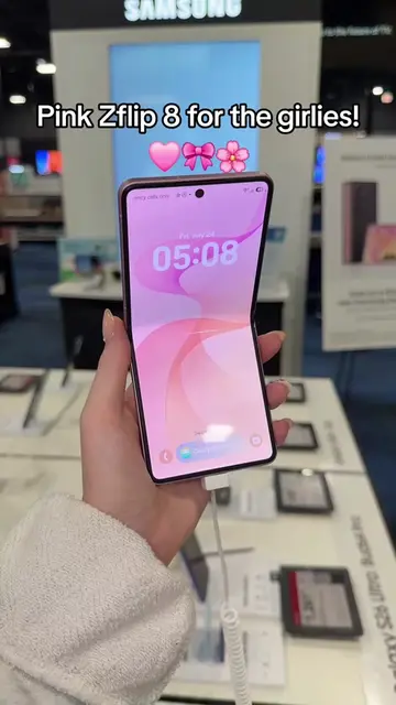 You KNOW Samsung made the pink color for the girlie pops! 🩷 @Samsung US @Samsun