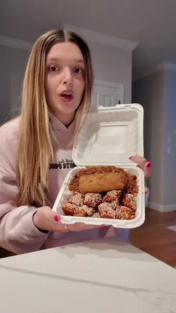 Battle of the Chinese foods continues🥊 #chinesefood #Foodie #mukbang #massachus