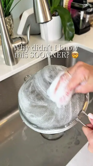 Why didn’t I know this sooner? 🤯✨ #kitchenhack #cleaninghack #homehack #LifeHac