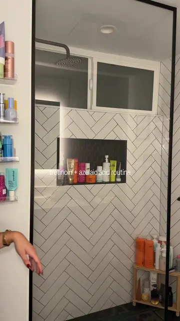 Midnight skincare after a few drinkiesss 🕺 my biggest flex is I’ve never gone t
