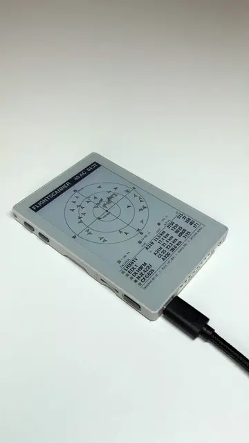 How To Vibe Build a Live Metro Underground E-Ink Project with the Color E-Paper 