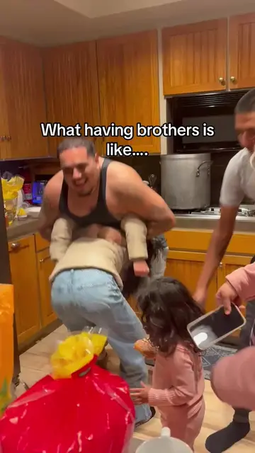 The way my punches did nothing to him😭😭😭😭 #brothers #family #annoying #older