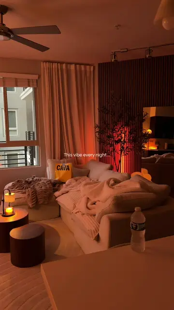 With my cava 🫶 #homedecor #cozylivingroom #livingroom #livingroomfurniture #liv
