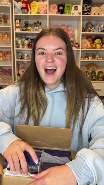 SPOILER ALERT 🚨 my sister got the same pulls as me 😅🥲 @Hyojo #blindbox #unbox