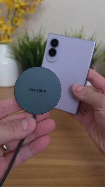 Does MagSafe work with Galaxy Z Fold8? #galaxyzfold8 #samsung #techtok 