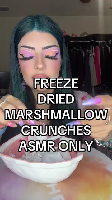 It’s been awhile since we crunched 🫪 #asmr #crunchy #asmrsounds #crunchyasmr #a