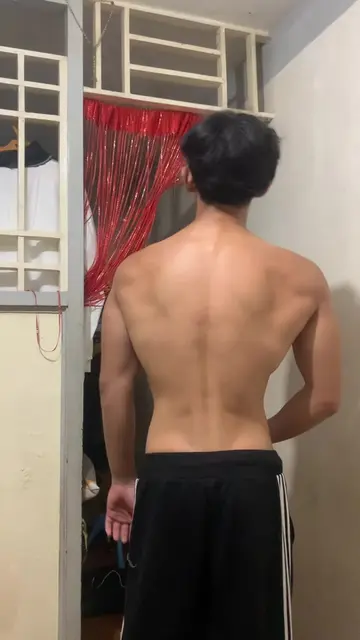 Pull #calisthenics #backworkout #homeworkout 