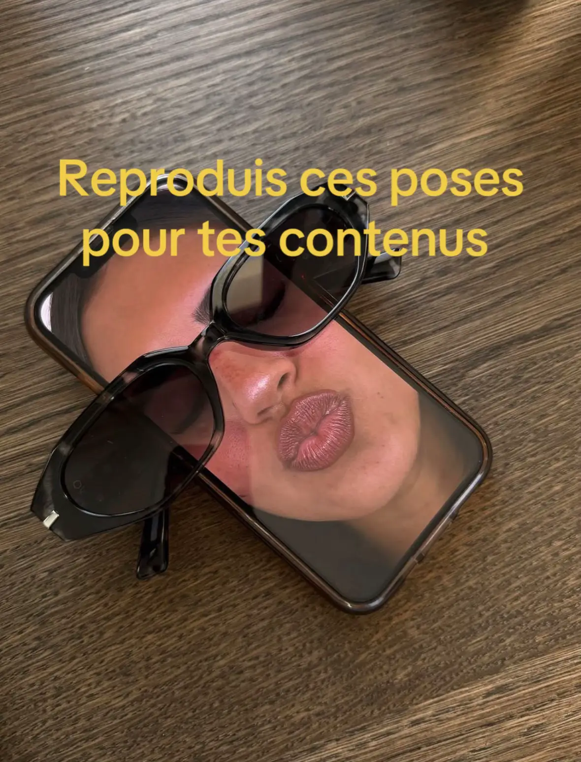 Je partage avec vous quelques idées de poses à reproduire pour des photos stylée