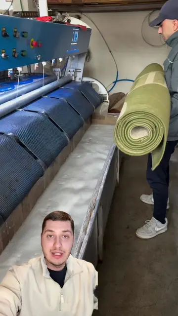 🧼 Rug cleaning is one of those “boring” businesses that quietly makes great mon