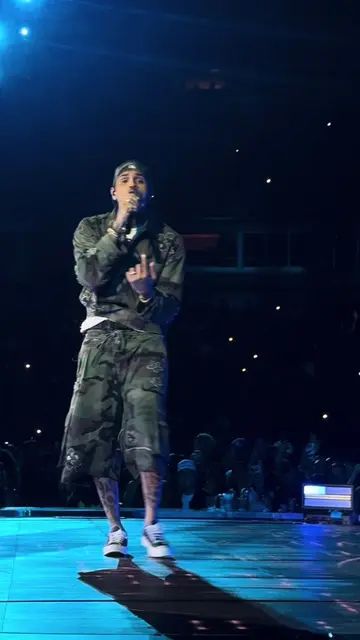 This was so crazy! Lmaooo omg #chrisbrownconcert #ushertour #nashvilletn 