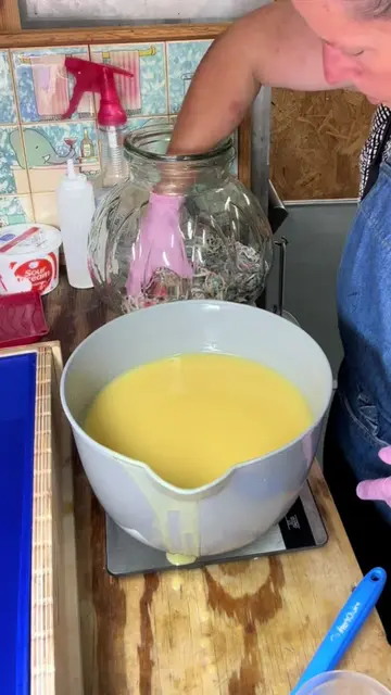 Here’s a Birthday Cake soap I made with lemons on top because I messed up lol #s