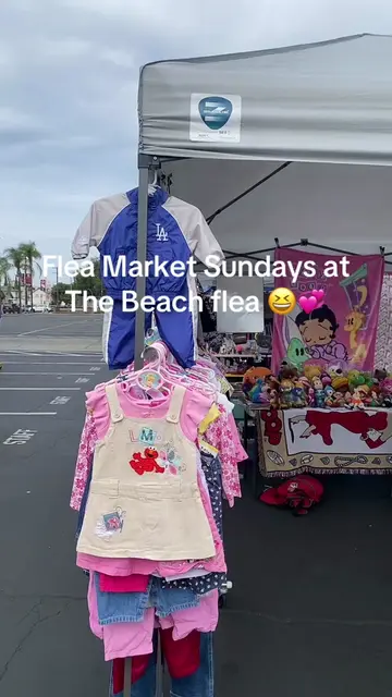 TODAY IN LONG BEACH @the beach flea market LBC! IF U GUYS HAVENT ALREADY BEEN HE
