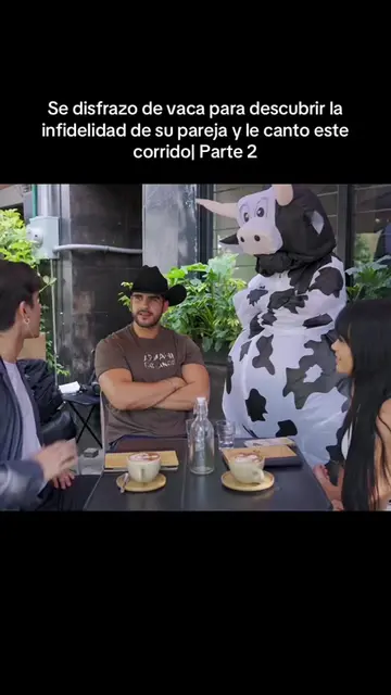 Se disfrazo de vaca para descubrir la infidelidad de su pareja y le canto este c