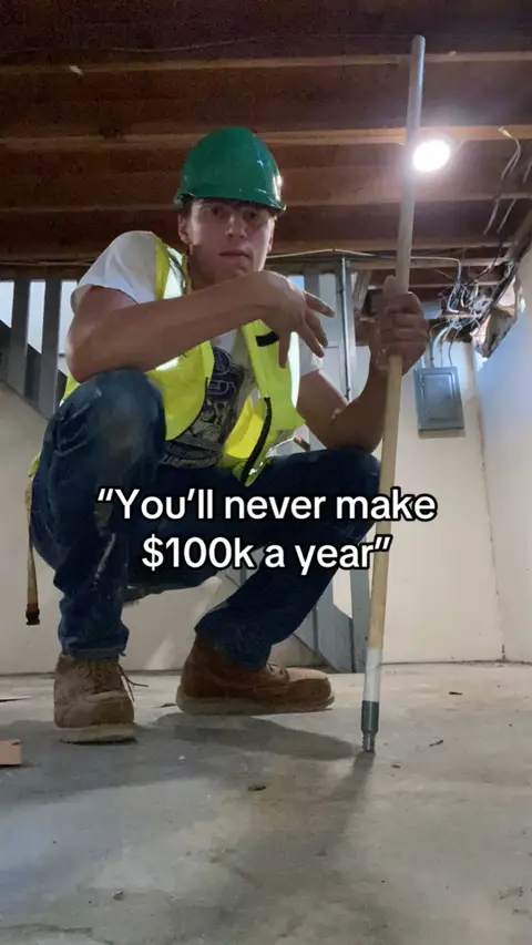100 a year isn’t impressive #ecommerce #ecom #dropshipping #dropshipping #bronny