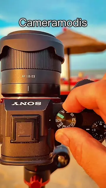 Camera Modis  1. Auto Mode (Auto) – The camera chooses all settings automaticall