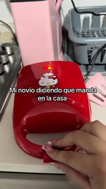 Mi novio es más kitty lover q yo jajajaja #viral_video #hellokitty #machoalfa #k