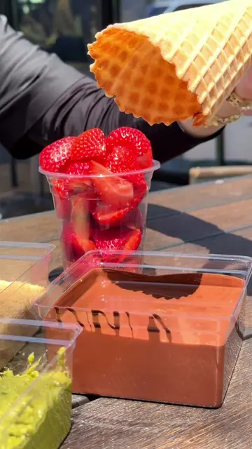 ✨ Strawberry Dubai in a Cone is here! 🍓🍫🍦 Treat yourself to our delicious Str