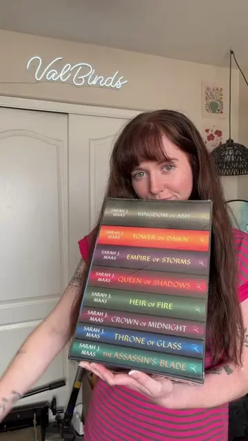 Would you tell me what your fave series is? 😆 #bookbinding #rebindingbooks #thr