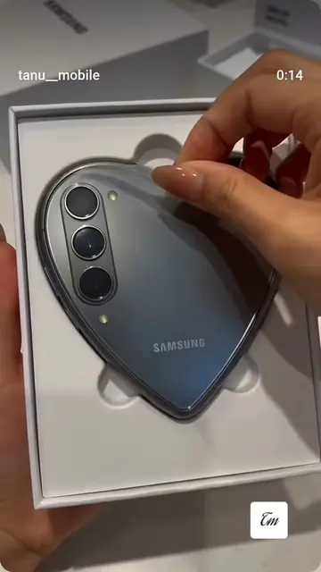 IKYFL.....Heart-shaped Samsung Mobile 🔥🔥🔥 #viral #samsung #reels #explore #vi