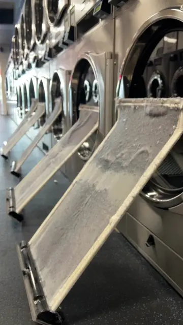 Time for a little Sunday zen #asmr #zen #lint #laundromat #SmallBusiness 