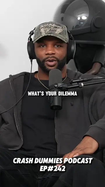 His girl is trying to turn him into a girl 🤯 #podcast #crashdummiespodcast #fyp