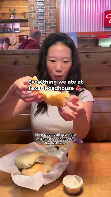 Everything we ate at @Texas Roadhouse for the first time #texasroadhouse #texasr
