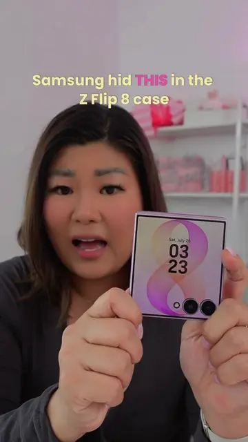 Samsung hid a celestial design in the Galaxy Z Flip 8 FlipSuit Case. It lights u