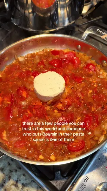 Boursin = burstin with flavor imo 👏🏼 #boursin #boursinpasta #mealprepideas #ch