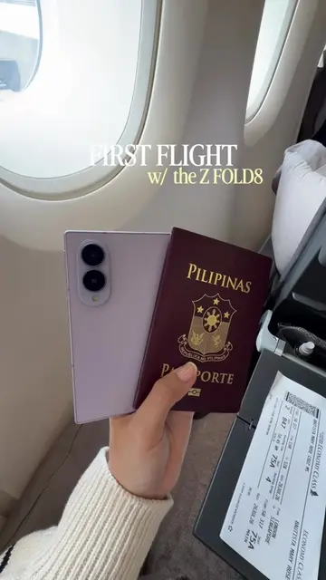 first flight with the new Fold ✈️📝 testing the waters and honestly… so far, so 