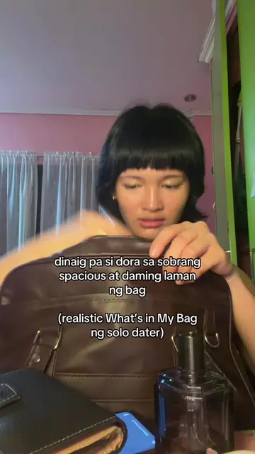 ang mahalaga, kinaya ng bag ko HAHAH  #bag #school #whatsinmybag #accessories 