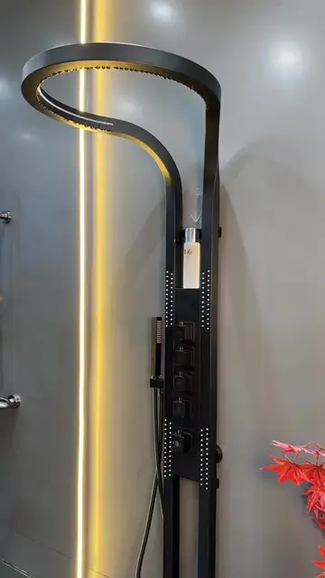 Normal shower vs THIS… no comparison 😮‍🔥 This modern shower system completely 