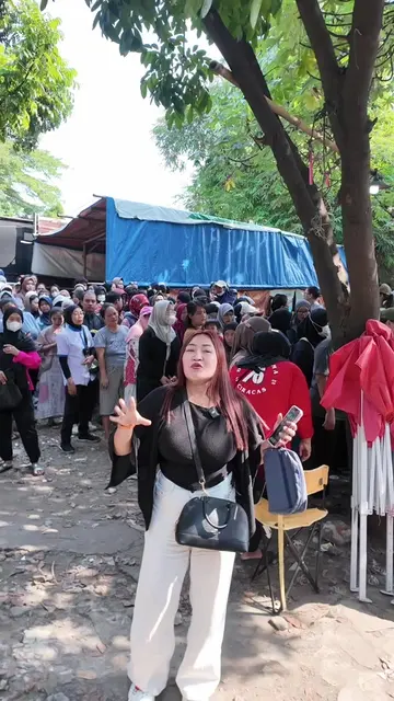 Warga Kaliabang, siap-siap ya bakal ada @Pempek seribu Blusukan di daerah kalian