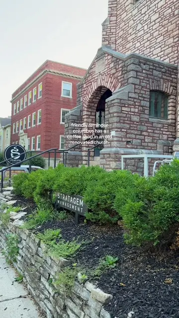 Stauf’s Coffee in the Victorian Village 🫶 #cbus #columbusohio #coffeeshops 