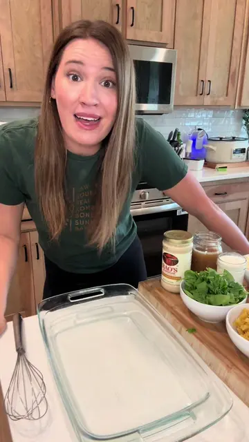 Dump and bake lazy Alfredo is one of my favorite dinners because all you do is d