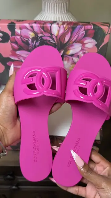 Saving money never looked this good 🤏🏽🤏🏽🤣 the quality is 🔥🔥🔥size down on