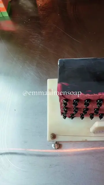 Replying to @Jennie O'Donnell Cutting Scream Clean Soap! 🦇🖤❤️ #soapcutting #so