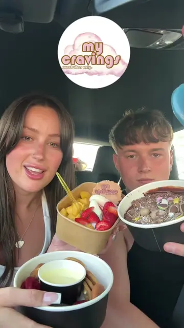 We tried 3 of the MOST popular desserts from My Cravings in Huddersfield… and ho