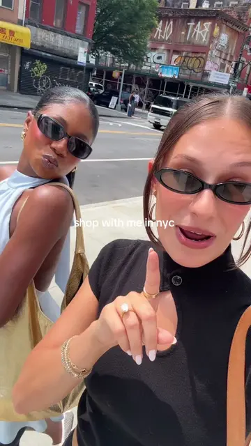 Can’t wait to give yall a haul!!!!!😝 #shoppingvlog #shopping #nycshopping #haul