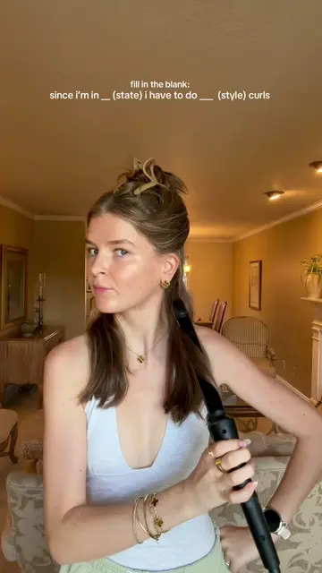 whereeeeee am i?🤪 hint- feeling like a SLOMW… #easyhairstyles #hairtutorial #gr