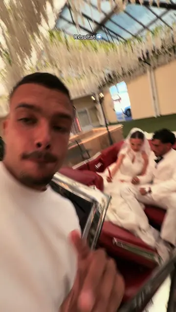 Des robes dingue comme ça c’est chez @Negafa_sb_creation la voiture vient de che
