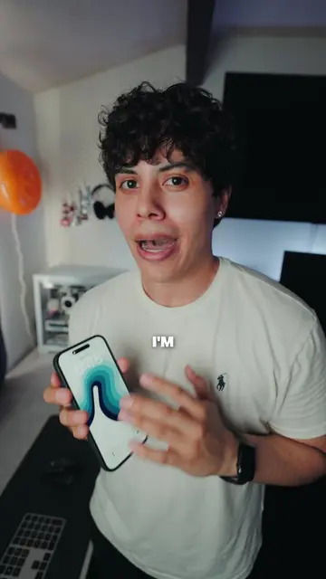 I wonder who has the oldest iPhone 😭#iphone #relateable 