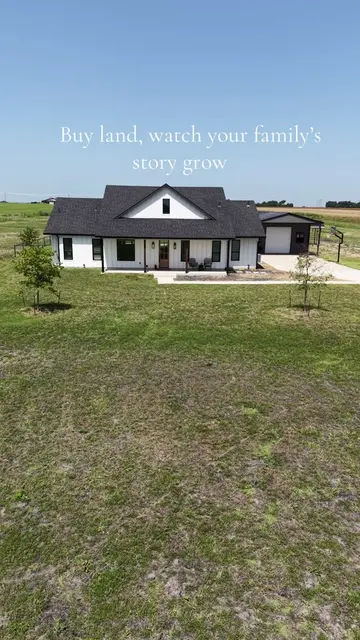 📍Nevada, TX 10+ acres + just under 2000sqft 4 bed, 2 bath main house + shop + p